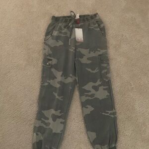 Super Cute Brand New DaNang 100% silk camo pants